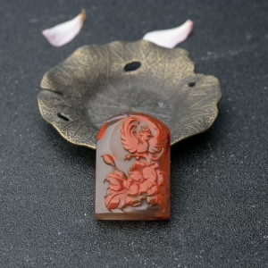 冰飘料南红凤朝牡丹吊坠