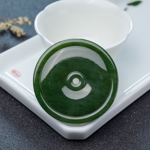 山料和田碧玉平安扣吊坠