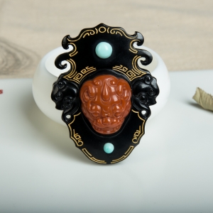 柿子红南红貔貅吊坠