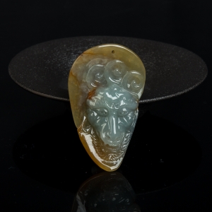 糯种俏色翡翠狼吊坠