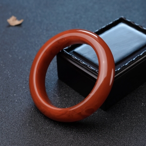 58.5mm樱桃红南红平安镯