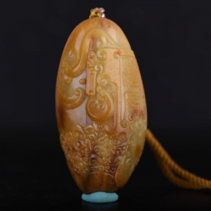 籽料俏色和田玉福寿吊坠