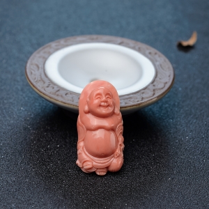 MOMO珊瑚弥勒佛吊坠