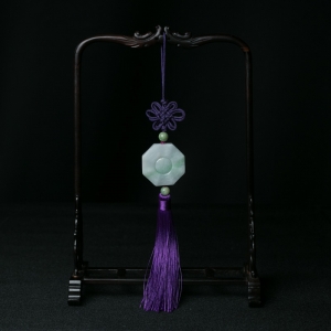 糯种飘翠翡翠八卦车挂