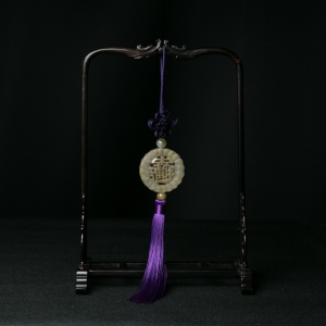 糯种黄翡镂雕招财进宝车挂