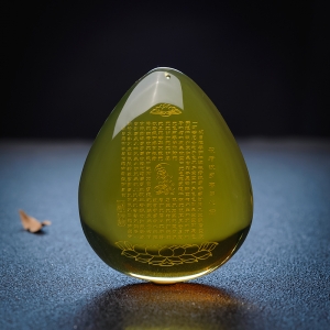 墨西哥蓝珀心经吊坠