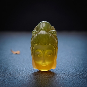 墨西哥蓝珀观音头吊坠