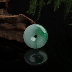 豆种飘翠翡翠平安扣吊坠