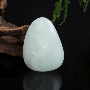 山料和田白玉望子成龙吊坠