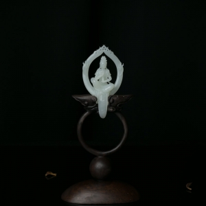 山料和田白玉观音摆件