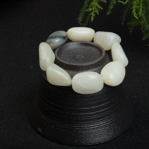 籽料和田玉原石单圈手串