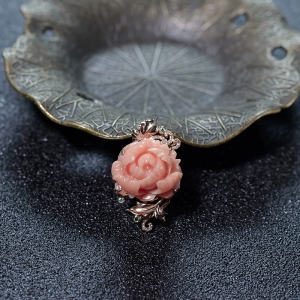 18K金镶钻深水珊瑚花吊坠