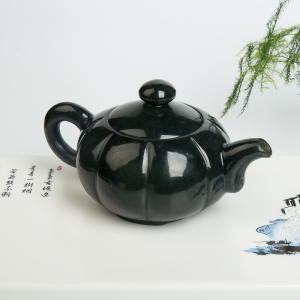 山料和田青玉茶壶摆件