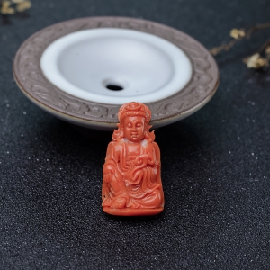MOMO珊瑚观音吊坠