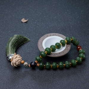 山料和田碧玉莲花珠手持