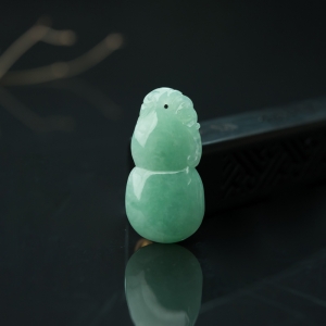 糯种豆绿翡翠福禄吊坠