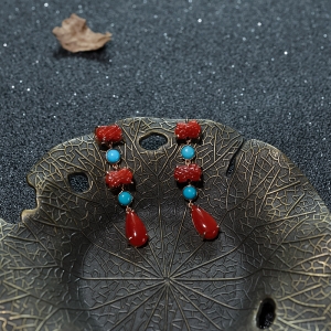 18K阿卡珊瑚耳坠