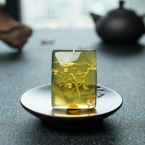 墨西哥蓝珀喜上眉梢吊坠