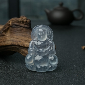 冰种翡翠观音吊坠