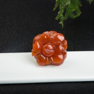 樱桃红南红花吊坠