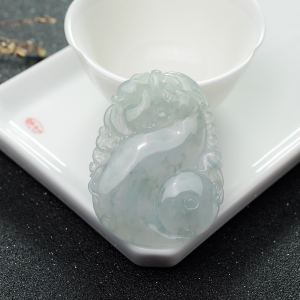 糯冰种翡翠子母貔貅吊坠