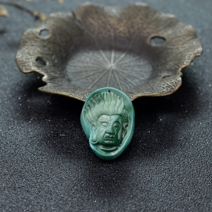 高瓷俏色绿松石一念之间吊坠