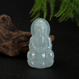 糯种白色翡翠观音吊坠