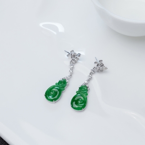 18K糯冰种翠色翡翠耳坠