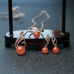 银镶樱桃红南红套装（三件）