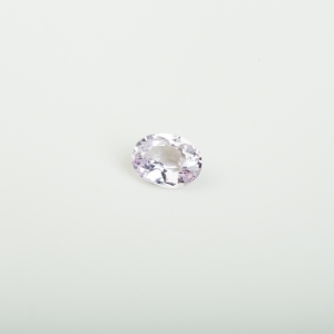 淡粉色蓝宝石刻面椭圆戒面