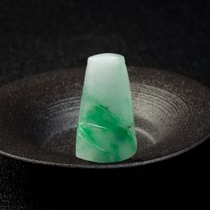 糯种飘翠翡翠节节高升吊坠