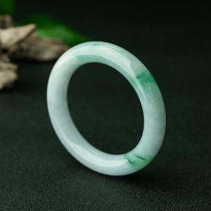 55.4mm糯种飘翠翡翠圆镯