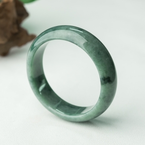 58.6mm糯种灰绿翡翠手镯