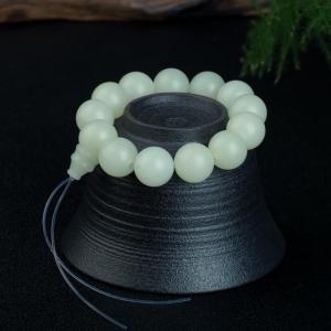 15.8mm籽料和田青白玉单圈手串