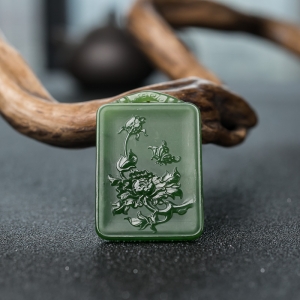 山料和田碧玉蝶恋花吊坠