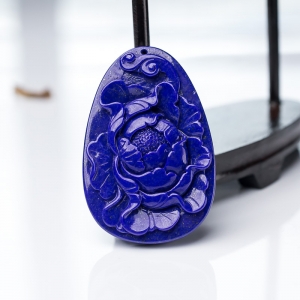 深蓝色青金石花吊坠