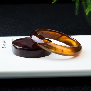 55.5mm棕珀手镯套装