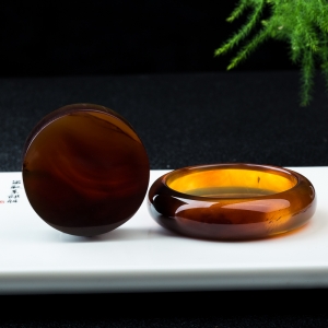 54.5mm棕珀手镯套装