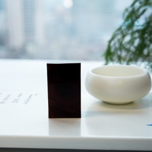 棕珀无事牌吊坠