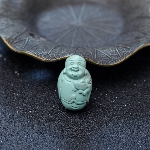 中高瓷俏色绿松石财主吊坠