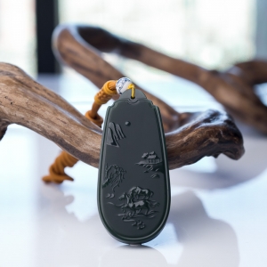 山料和田青玉山水牌吊坠