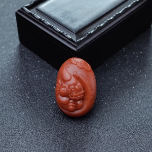 柿子红南红貔貅吊坠