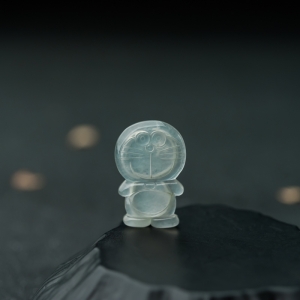 糯冰种淡晴水翡翠机器猫吊坠