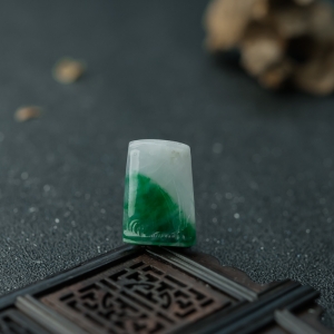 糯冰种飘翠翡翠节节高升吊坠