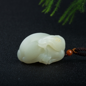 籽料和田白玉马到成功吊坠