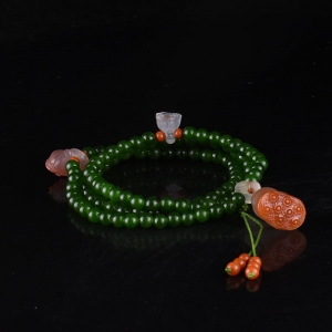 6.0mm山料和田碧玉多圈手串