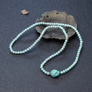 5mm中瓷铁线浅蓝绿松石配链