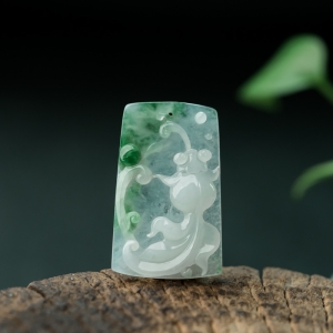 糯冰种飘花翡翠年年有余吊坠