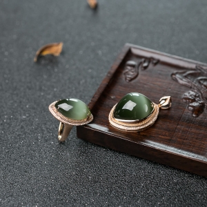 18K山料和田碧玉套装（两件）