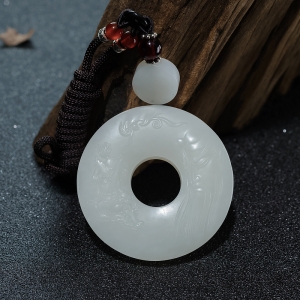 山料和田白玉关公平安扣吊坠